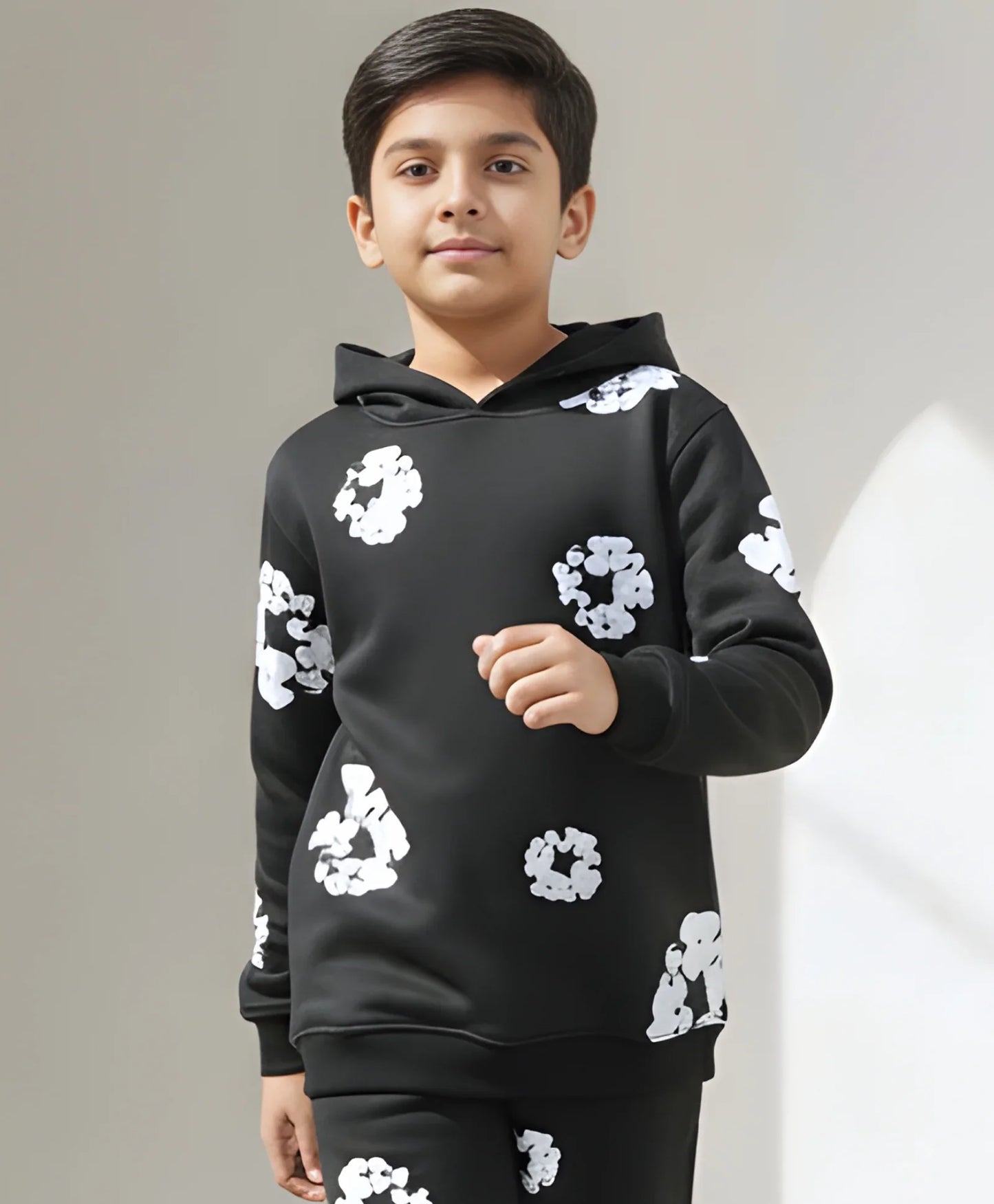 POP BLACK & WHITE BOYS FLEECE HOODIE - BLACK