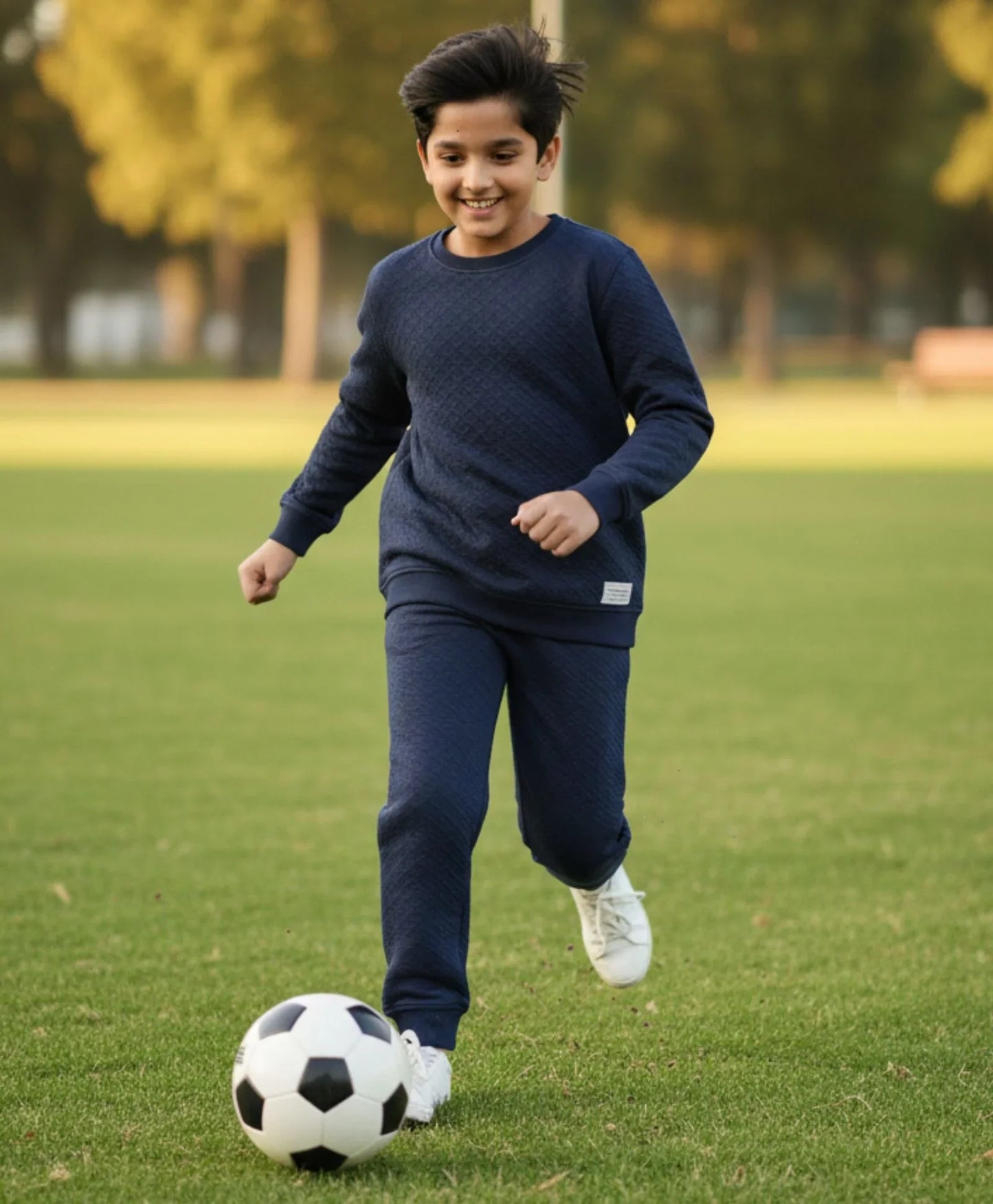 MINIMAL ESSENTIALS FLEECE SWEATSHIRT JOGGER SET - NAVY