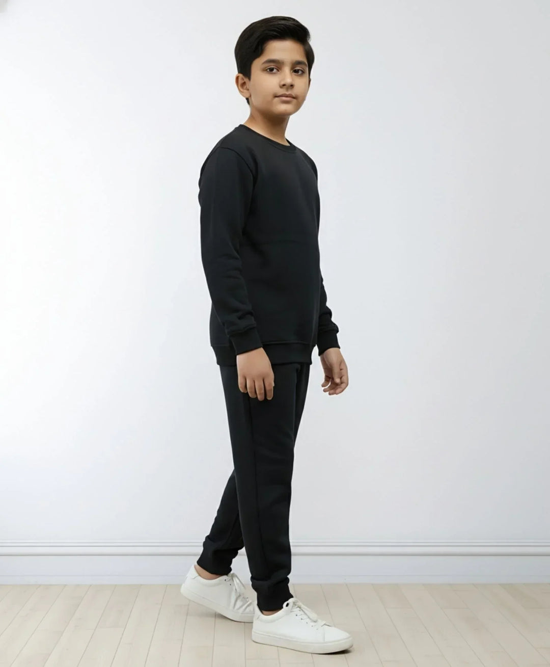 REBEL ESSENTIALS FLEECE SWEATSHIRT JOGGER SET - BLACK - Anthrilo 