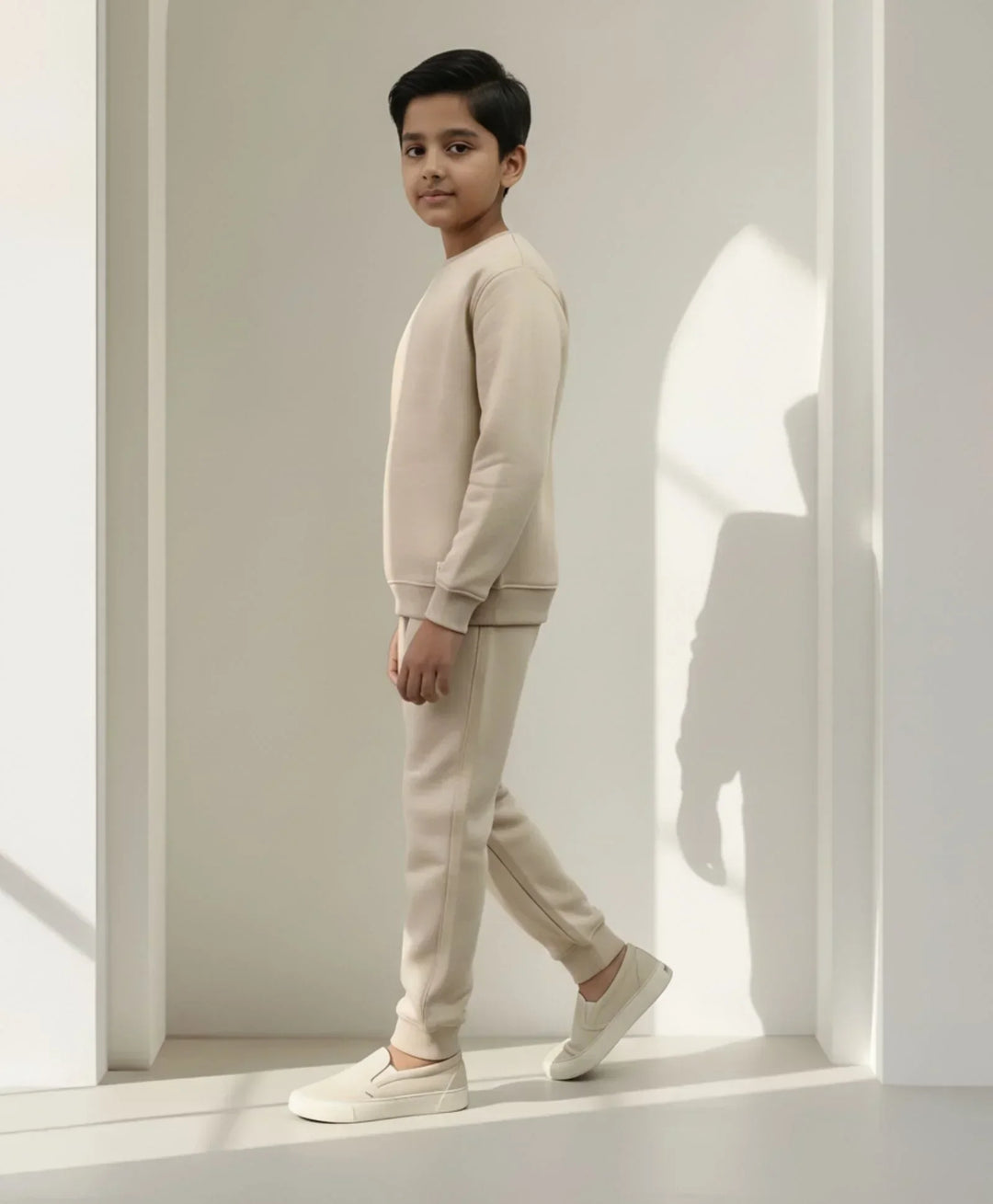 NEW ESSENTIALS FLEECE SWEATSHIRT JOGGER SET - BEIGE - Anthrilo 