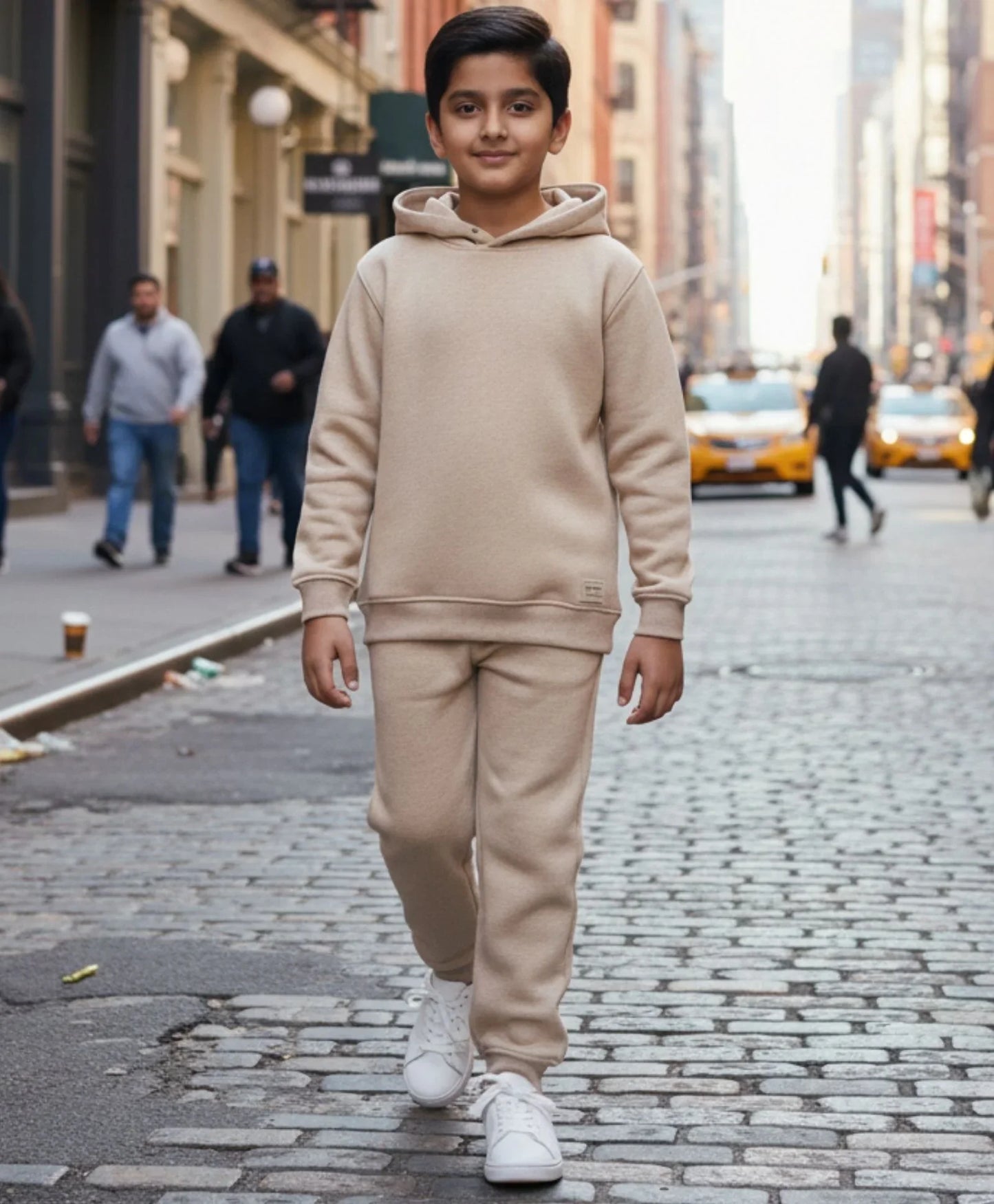 NEW ESSENTIALS FLEECE HOODIE JOGGER SET - BEIGE