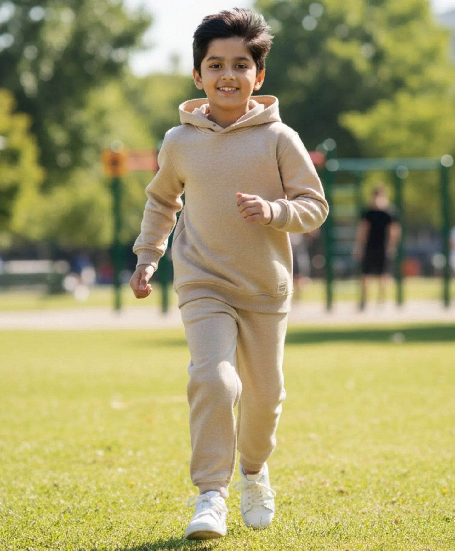 NEW ESSENTIALS FLEECE HOODIE JOGGER SET - BEIGE
