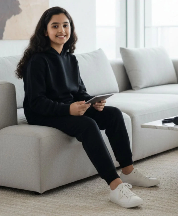 REBEL ESSENTIALS GIRLS FLEECE HOODIE JOGGER SET - BLACK - Anthrilo 