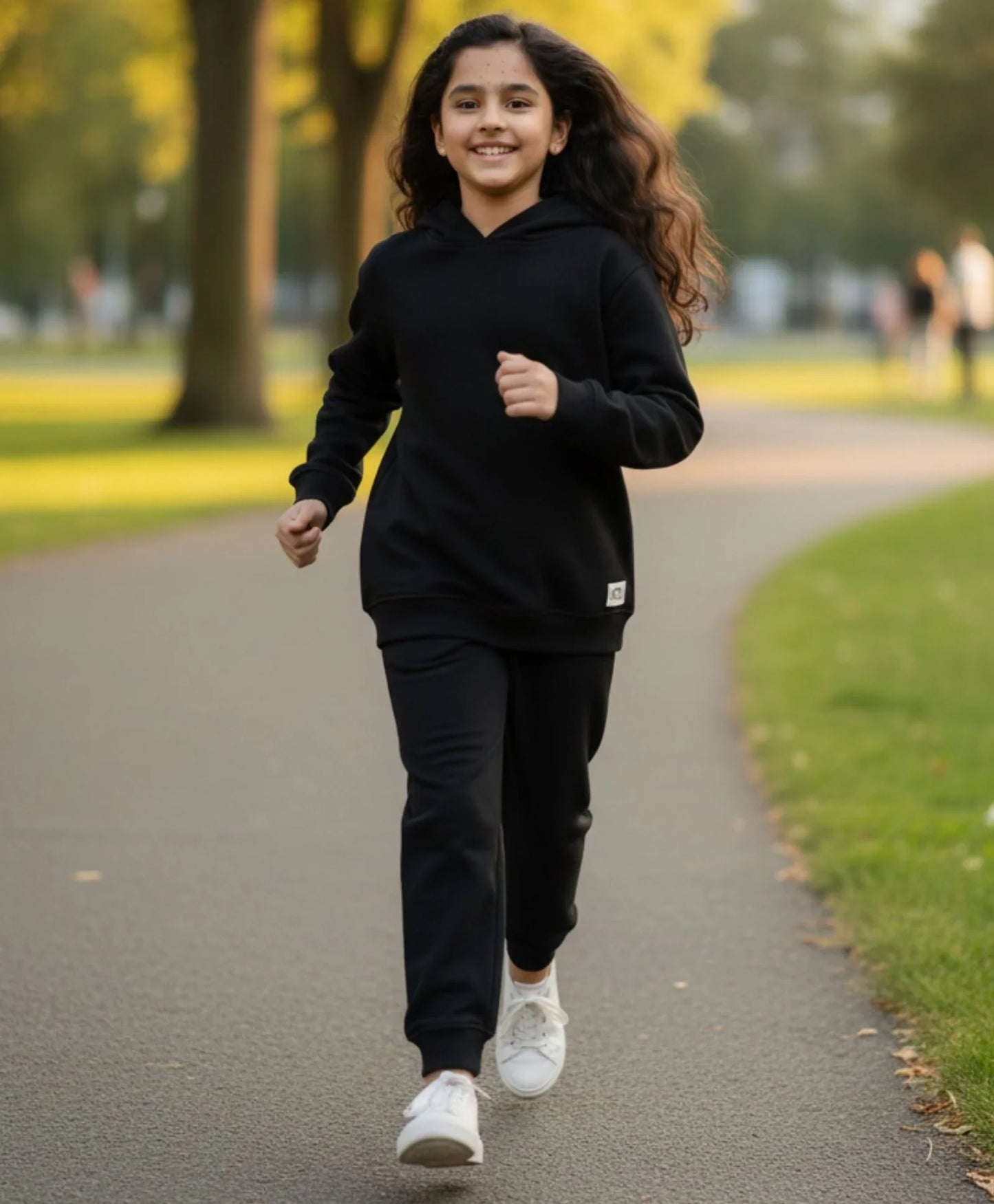 REBEL ESSENTIALS GIRLS FLEECE HOODIE JOGGER SET - BLACK