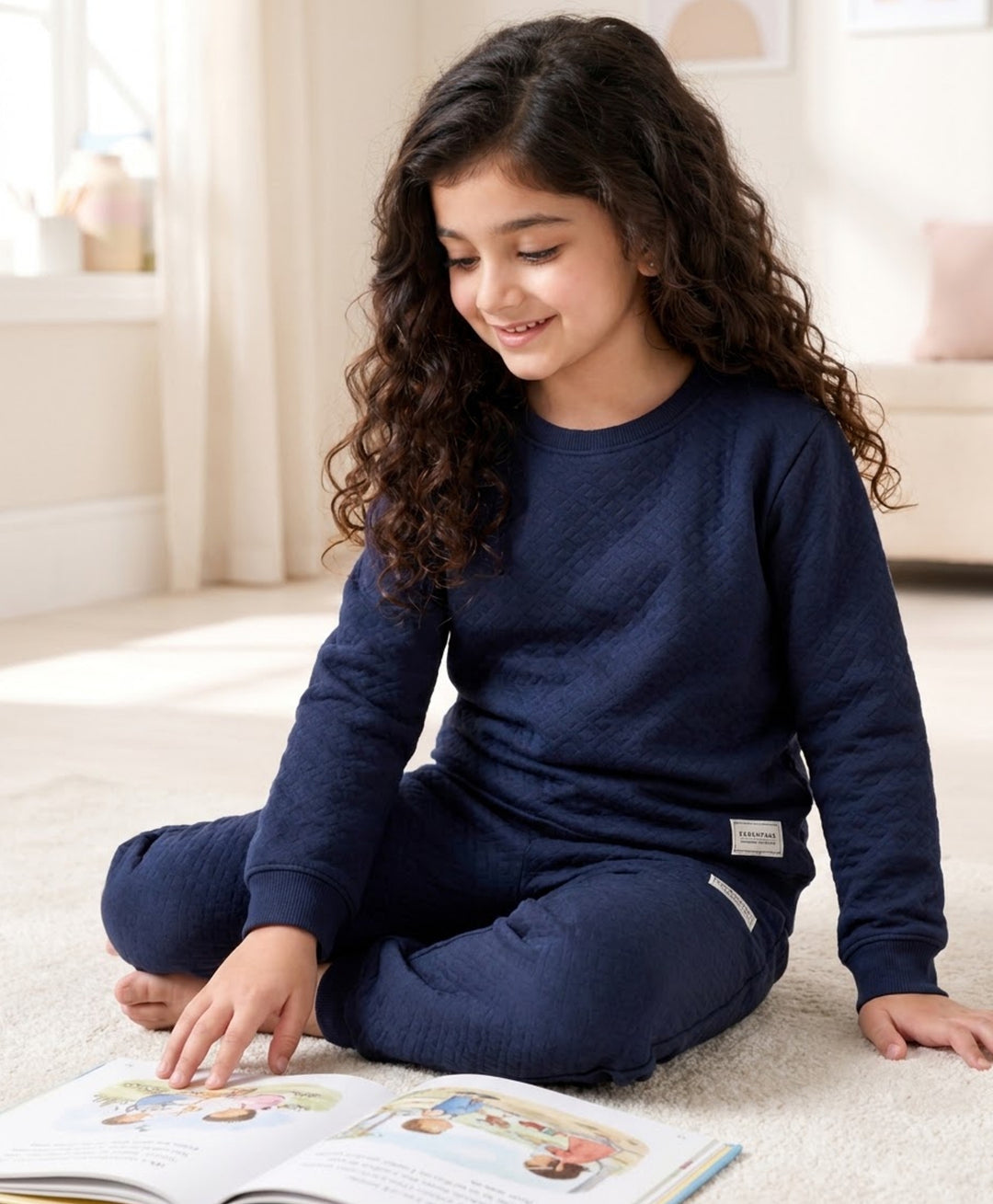 MINIMAL ESSENTIALS GIRLS FLEECE SWEATSHIRT JOGGER SET - NAVY