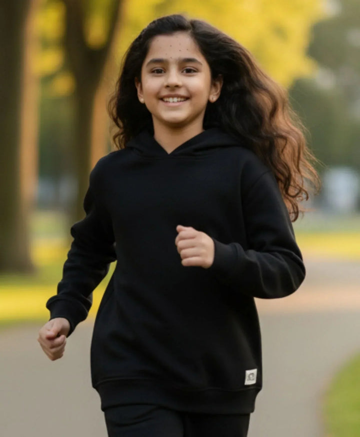 REBEL ESSENTIALS GIRLS FLEECE HOODIE - BLACK - Anthrilo 