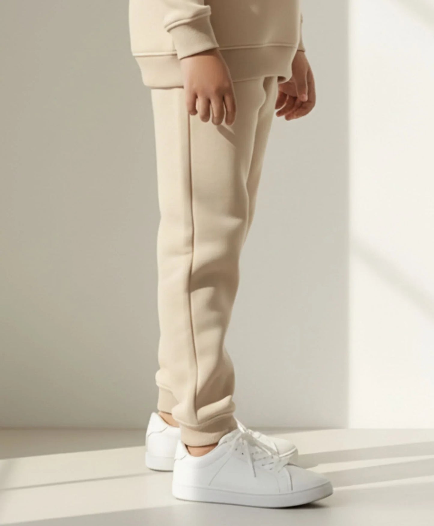 NEW ESSENTIALS GIRLS FLEECE JOGGER - BEIGE