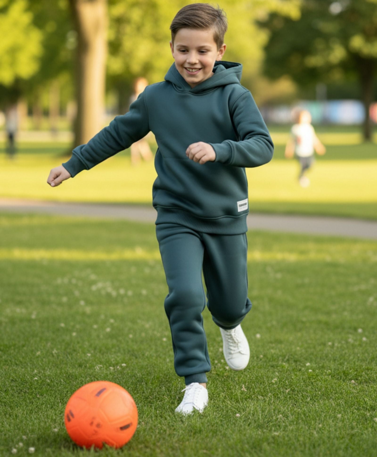 SIMPLE ESSENTIAL BOYS FLEECE HOODIE - DARK GREEN - Anthrilo 