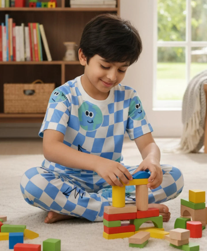 GLOBE CHECK SHORT SLEEVE PYJAMA SET - WHITE - Anthrilo 