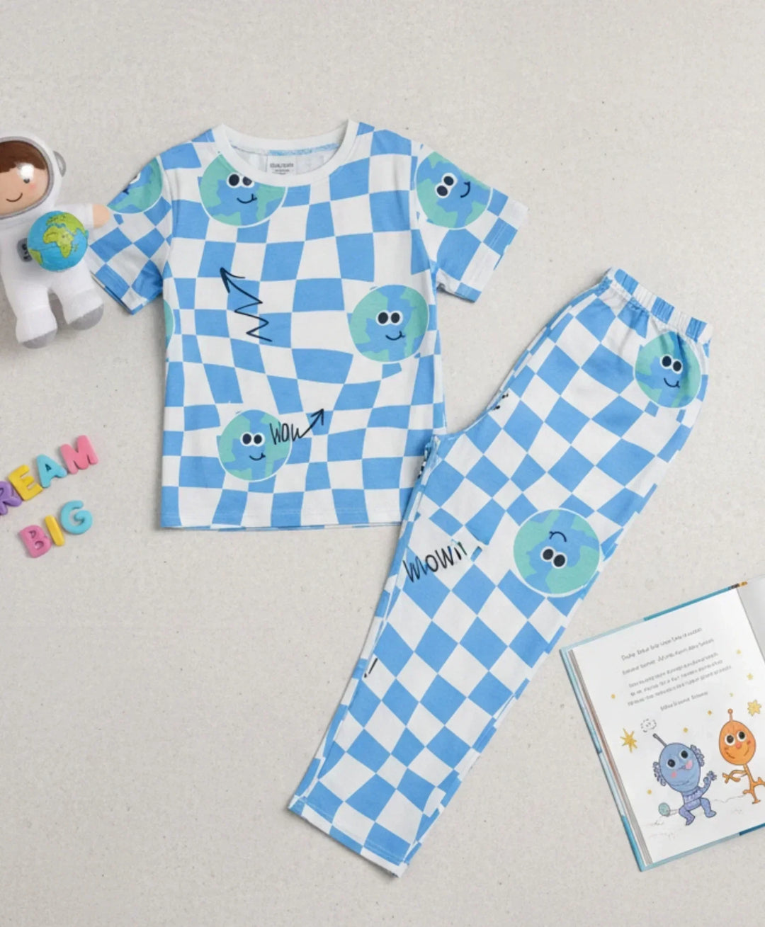 GLOBE CHECK SHORT SLEEVE PYJAMA SET - WHITE - Anthrilo 