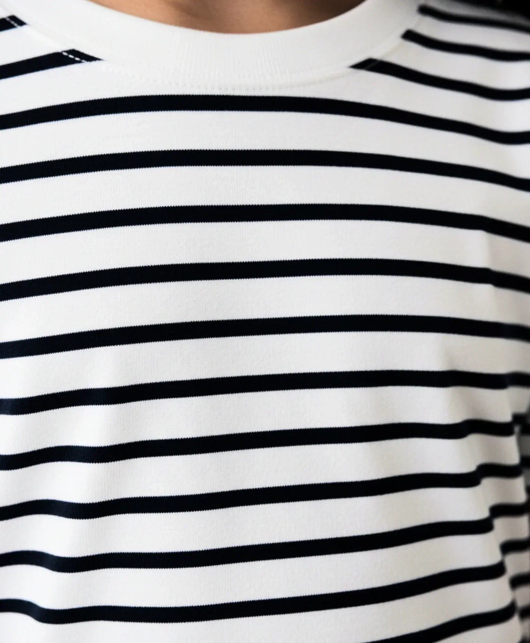 BLACK WHITE STRIPE GIRLS SHORT SLEEVE PYJAMA SET - BLACK/WHITE - Anthrilo 