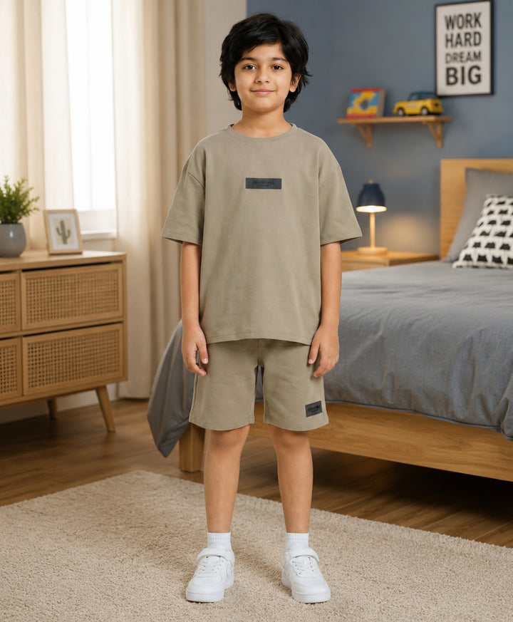 ESSENTIALS OVERSIZED BOYS TSHIRT SHORTS SET - OLIVE