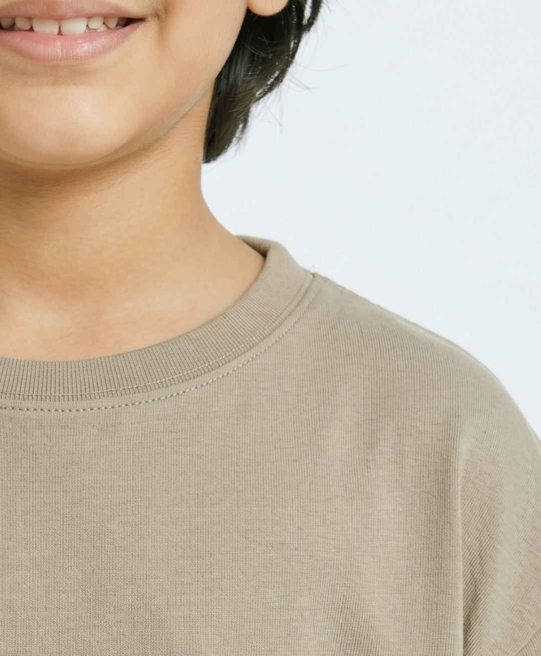 ESSENTIALS OVERSIZED BOYS TSHIRT SHORTS SET - OLIVE
