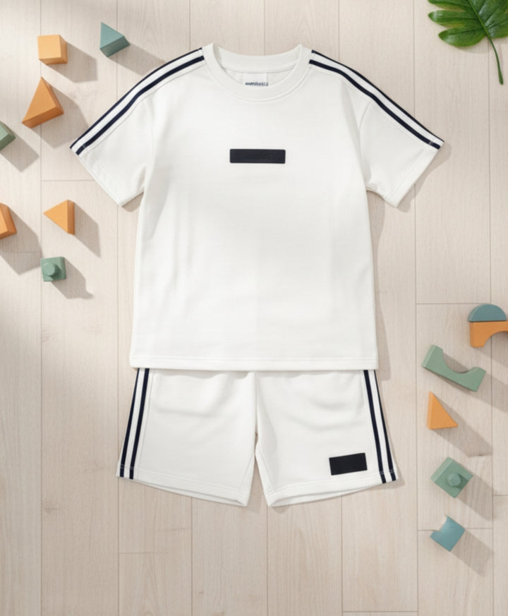 MINIMAL MOVE OVERSIZED TSHIRT SHORT SET - OF WHITE