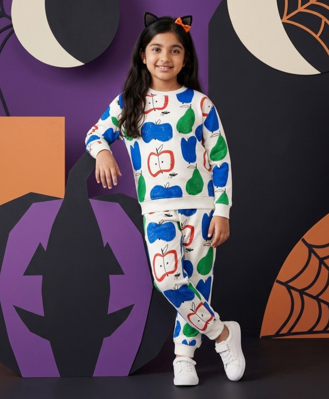 APPLE PEAR GIRLS FLEECE SWEATSHIRT JOGGER SET - WHITE