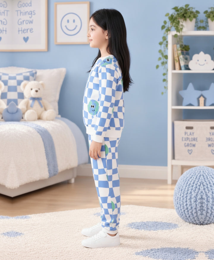 GLOBE CHECK GIRLS FLEECE SWEATSHIRT JOGGER SET - BLUE