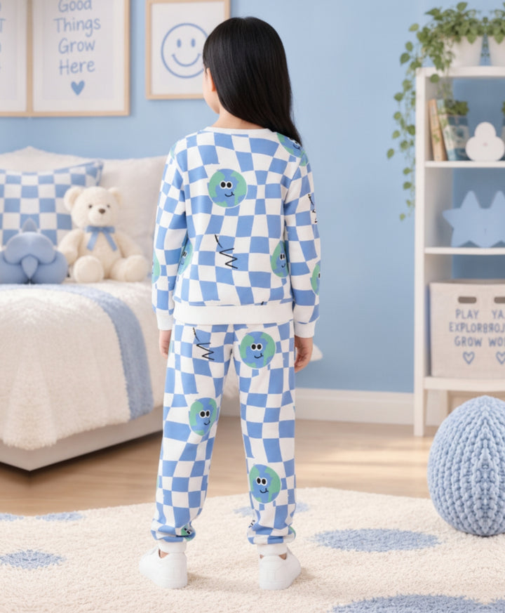 GLOBE CHECK GIRLS FLEECE SWEATSHIRT JOGGER SET - BLUE