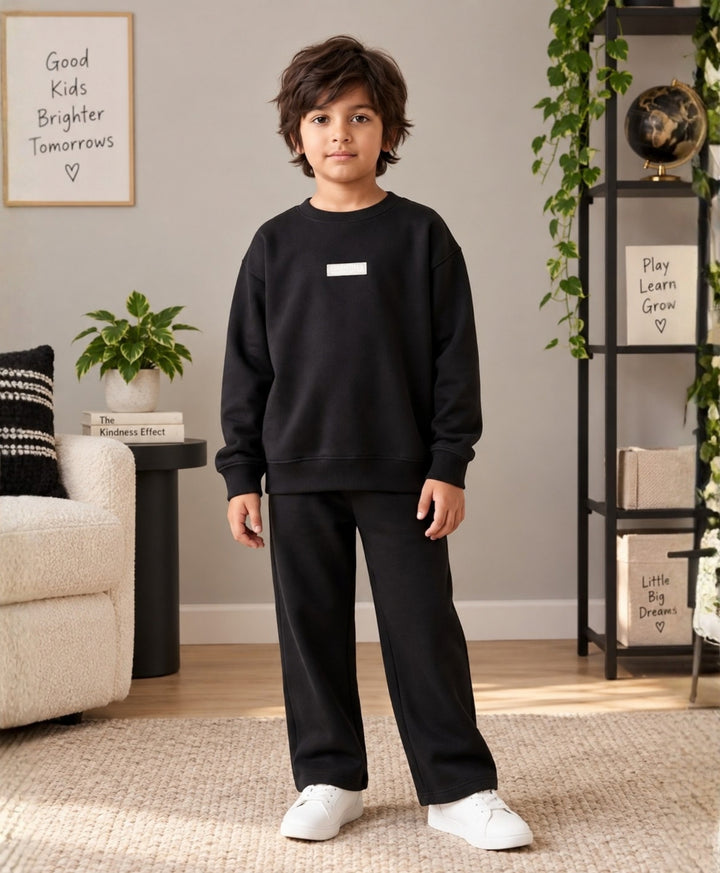 ESSENTIAL BLACK SWEATSHIRT JOGGER SET -BLACK