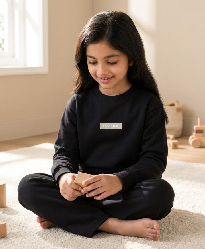 ESSENTIAL BLACK GIRLS SWEATSHIRT JOGGER SET - BLACK