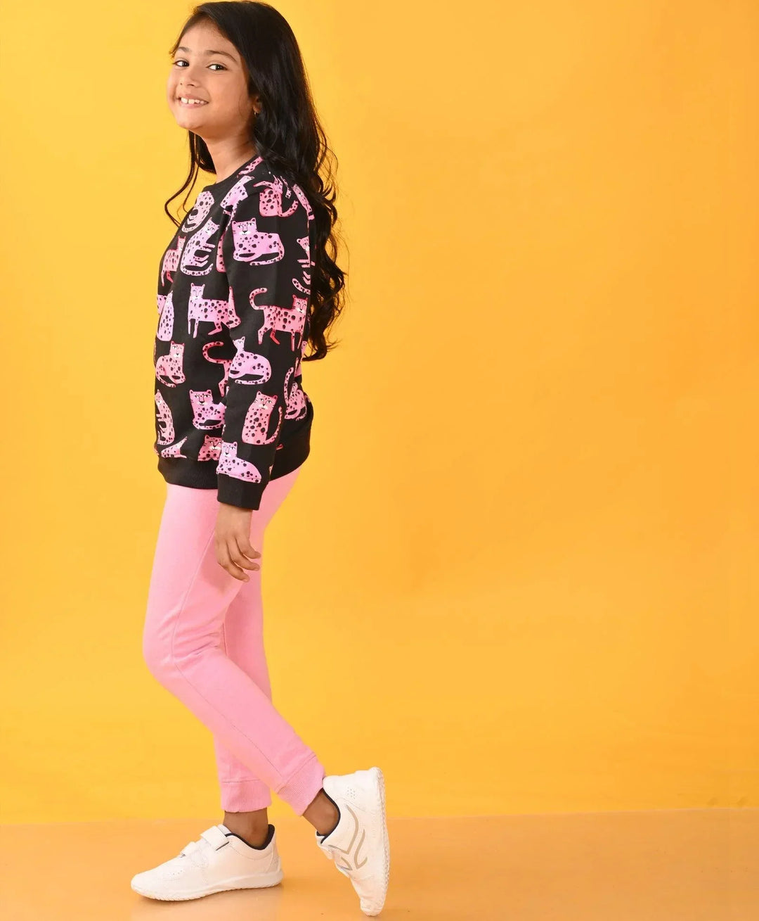 FUNNY CATS FLEECE SWEATSHIRT PINK JOGGER SET - BLACK / PINK - Anthrilo 