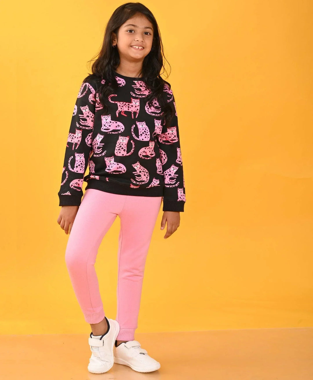 FUNNY CATS FLEECE SWEATSHIRT PINK JOGGER SET - BLACK / PINK - Anthrilo 