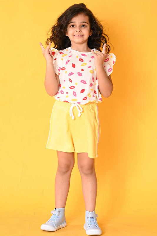 LIPS YELLOW SIDE TAPE SHORTS SET - WHITE/YELLOW - Anthrilo India
