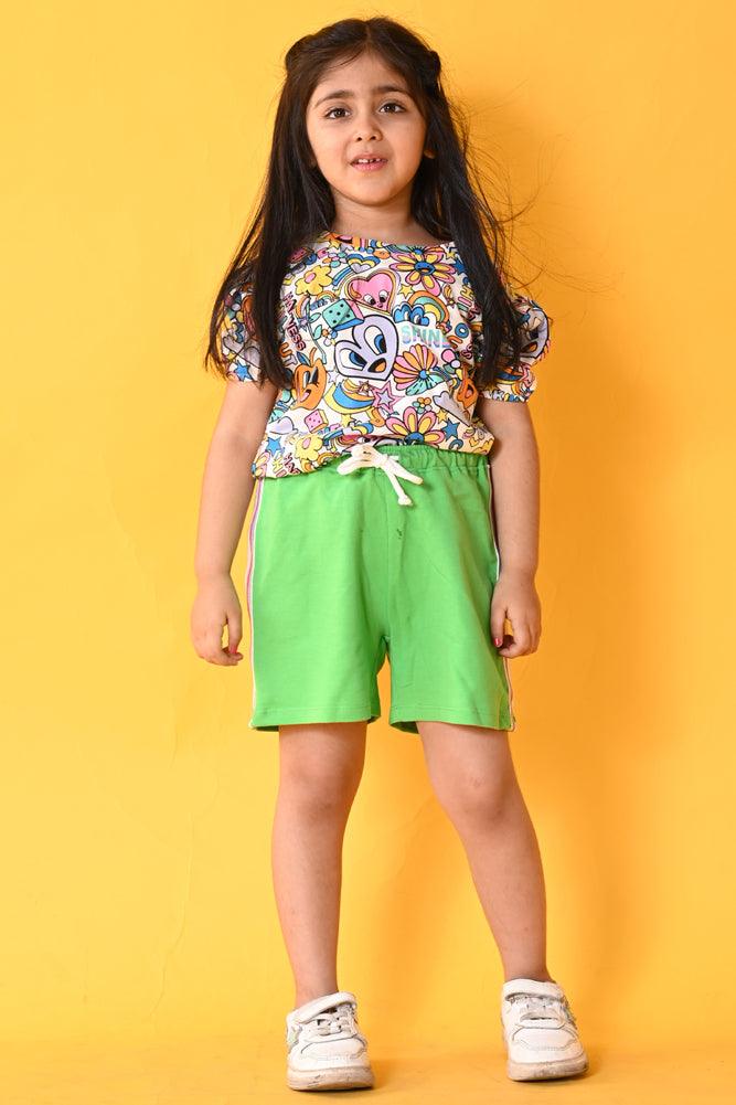CHILL OUT GREEN SIDE TAPE SHORTS SET - WHITE/GREEN - Anthrilo India
