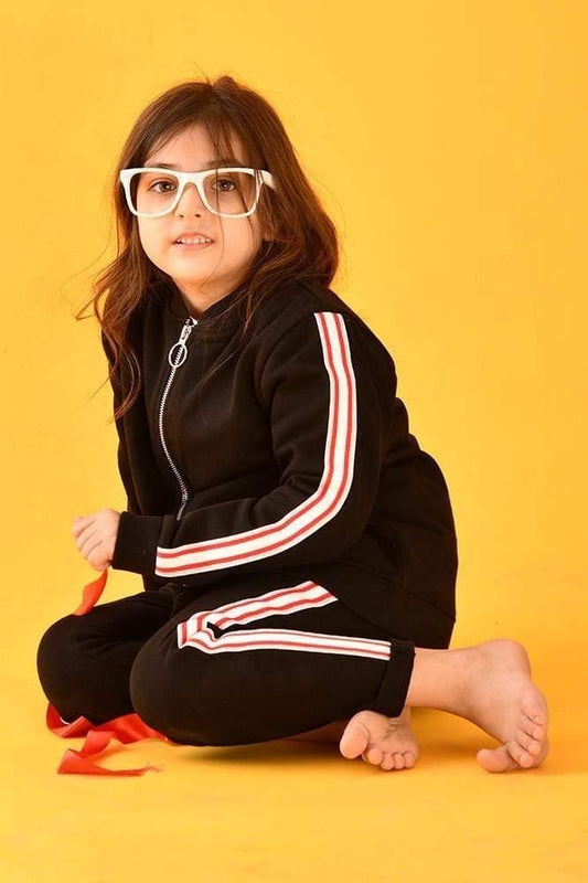 BLACK ZIP UP SWEATSHIRT