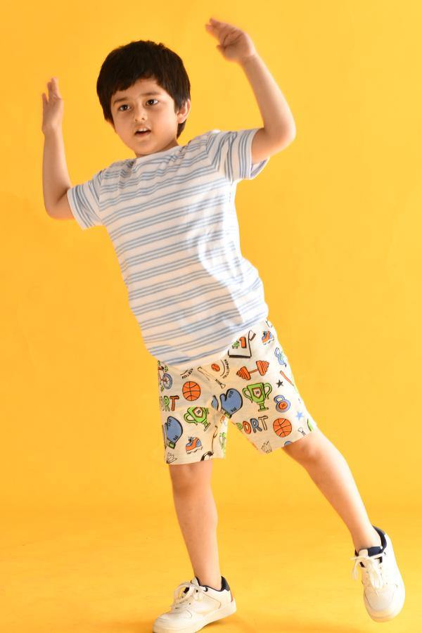 SPORTS PRINT SHORTS