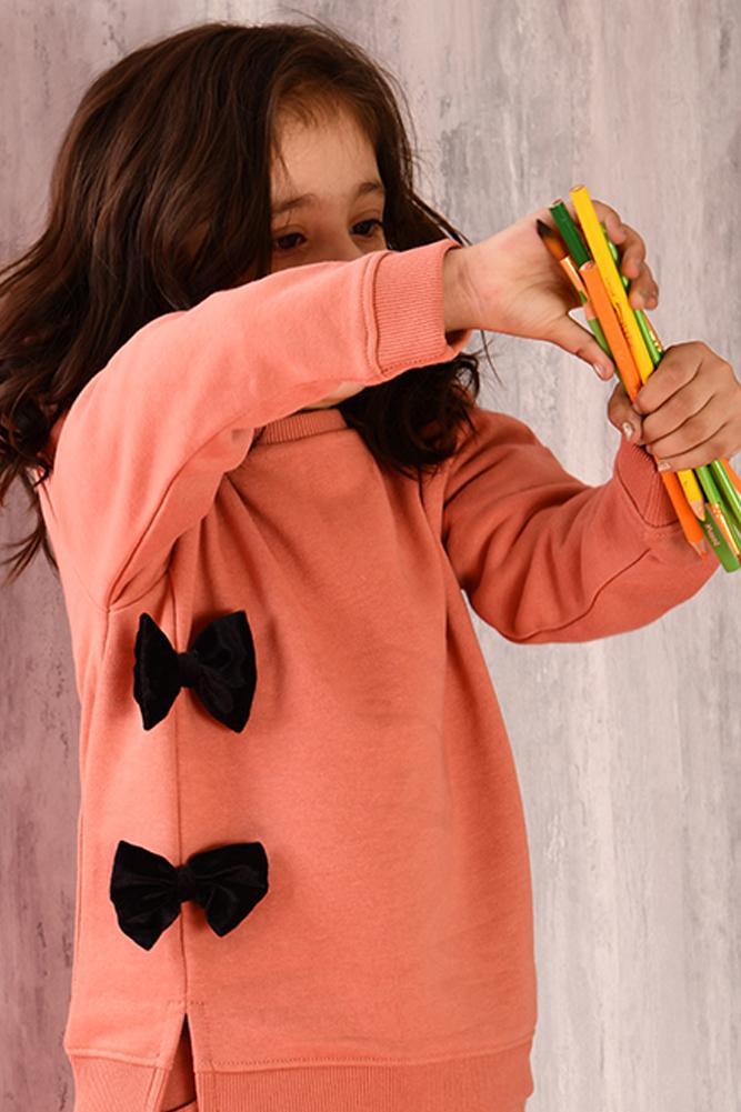 SWEATSHIRT WITH BOWS
